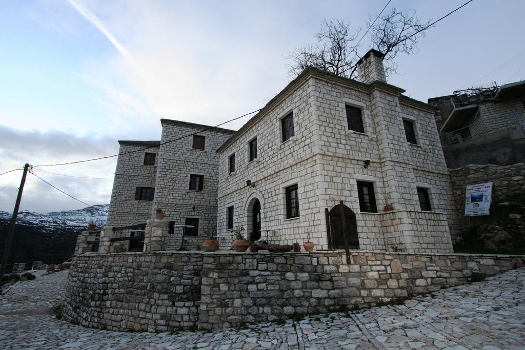 Petradi 1873 Hotel Kalarrites Exterior photo
